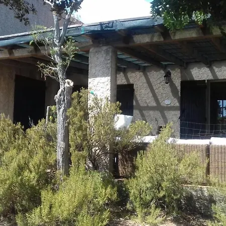 Villa Pieds Dans L'eau In Pianottoli-caldarello *