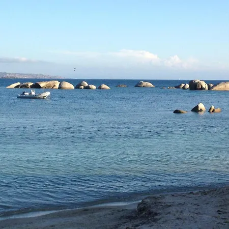 Pieds Dans L'eau In Pianottoli-caldarello