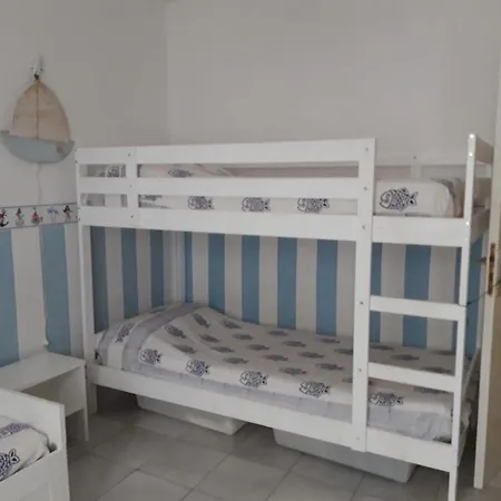 Villa Pieds Dans L'eau In Pianottoli-caldarello